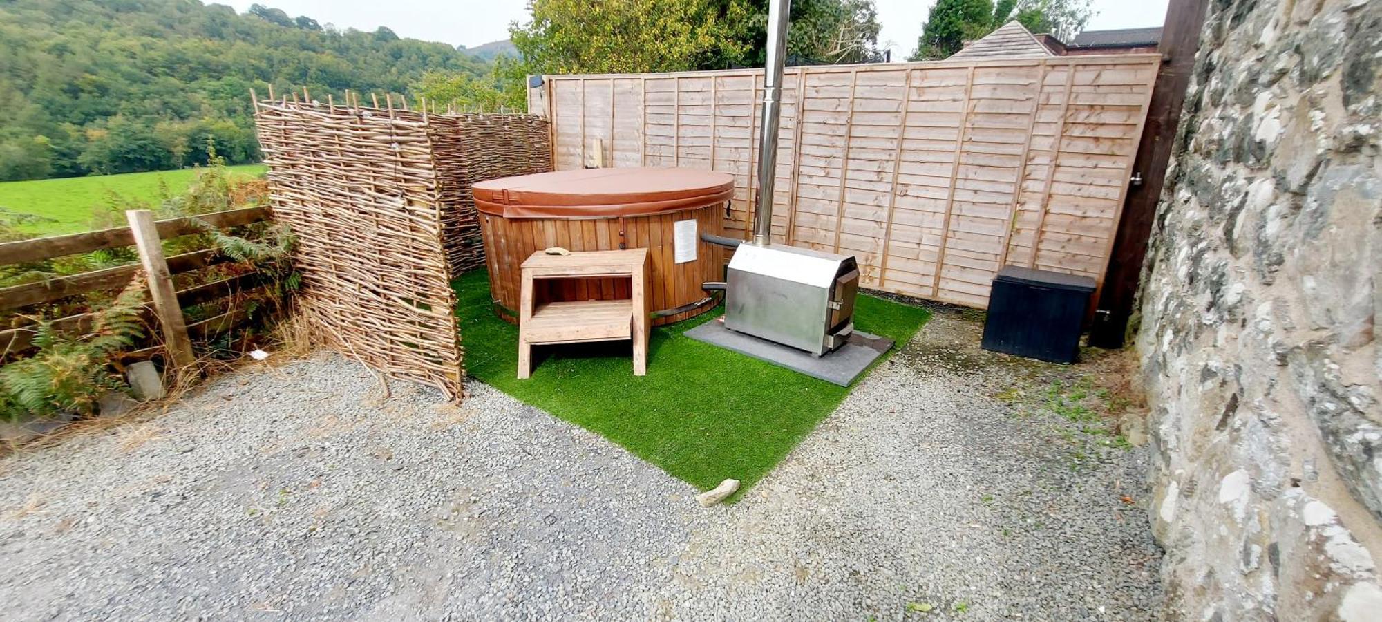 Cader Mountain View Cottage With Hot Tub In Snowdonia Dolgellau Exterior foto
